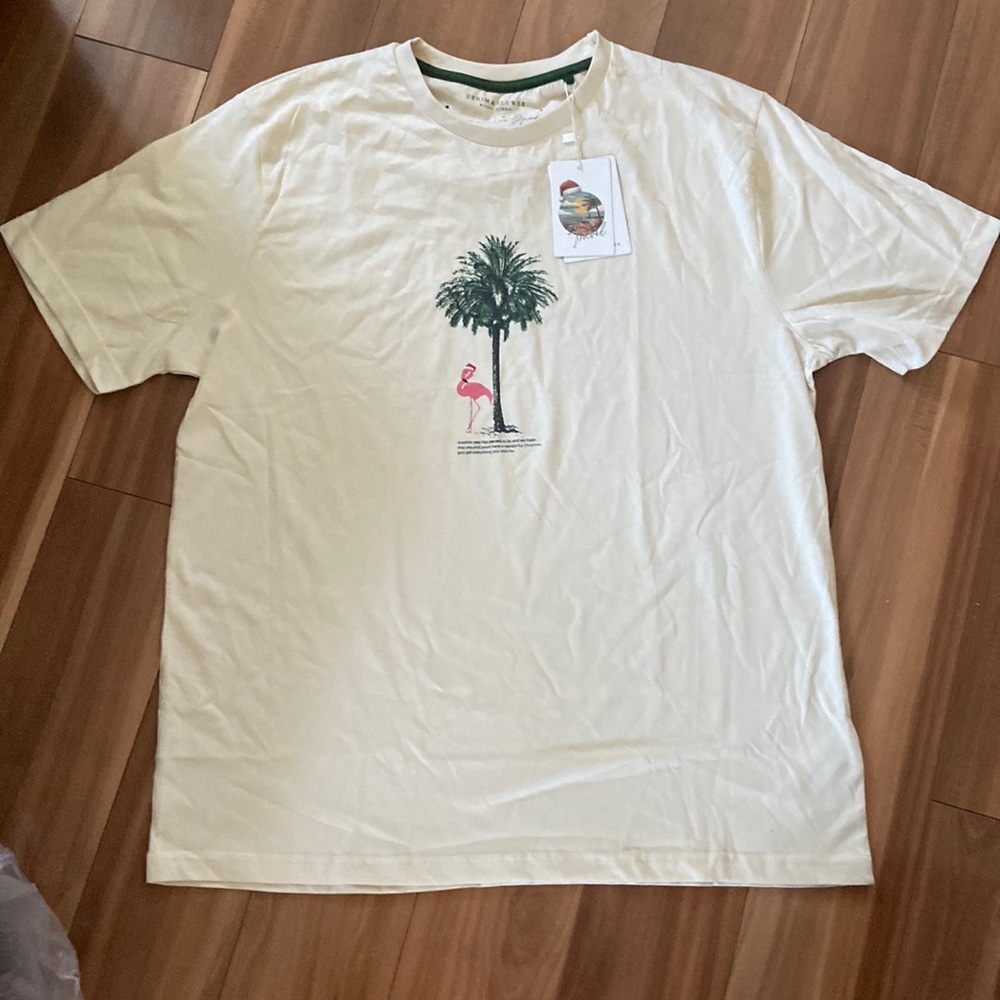 Framingo Santa mens tee